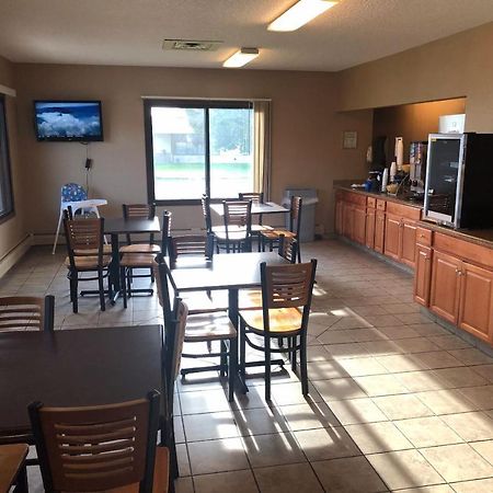 Oyo Hotel Glendive - Yellowstone River Ngoại thất bức ảnh