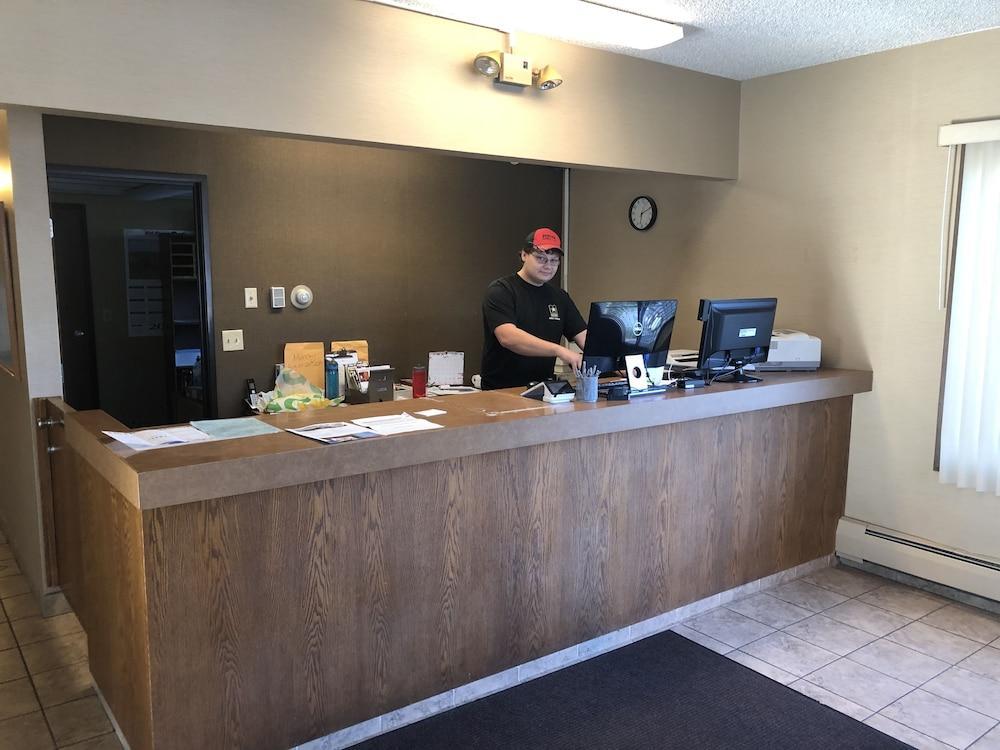 Oyo Hotel Glendive - Yellowstone River Ngoại thất bức ảnh