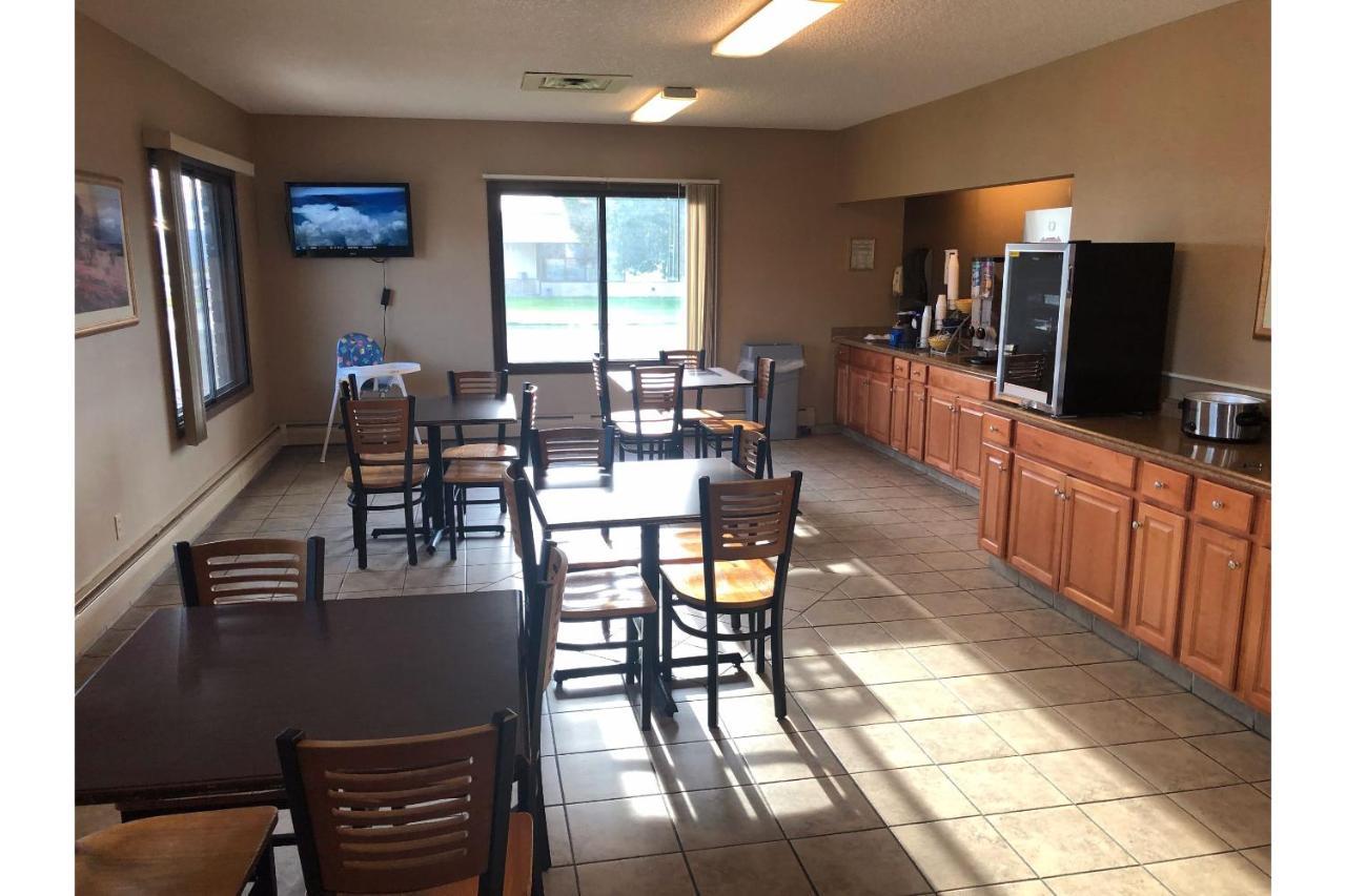 Oyo Hotel Glendive - Yellowstone River Ngoại thất bức ảnh