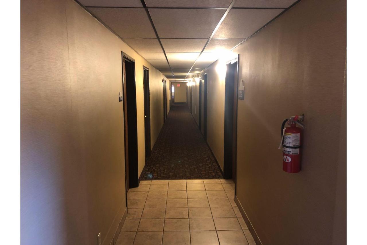 Oyo Hotel Glendive - Yellowstone River Ngoại thất bức ảnh