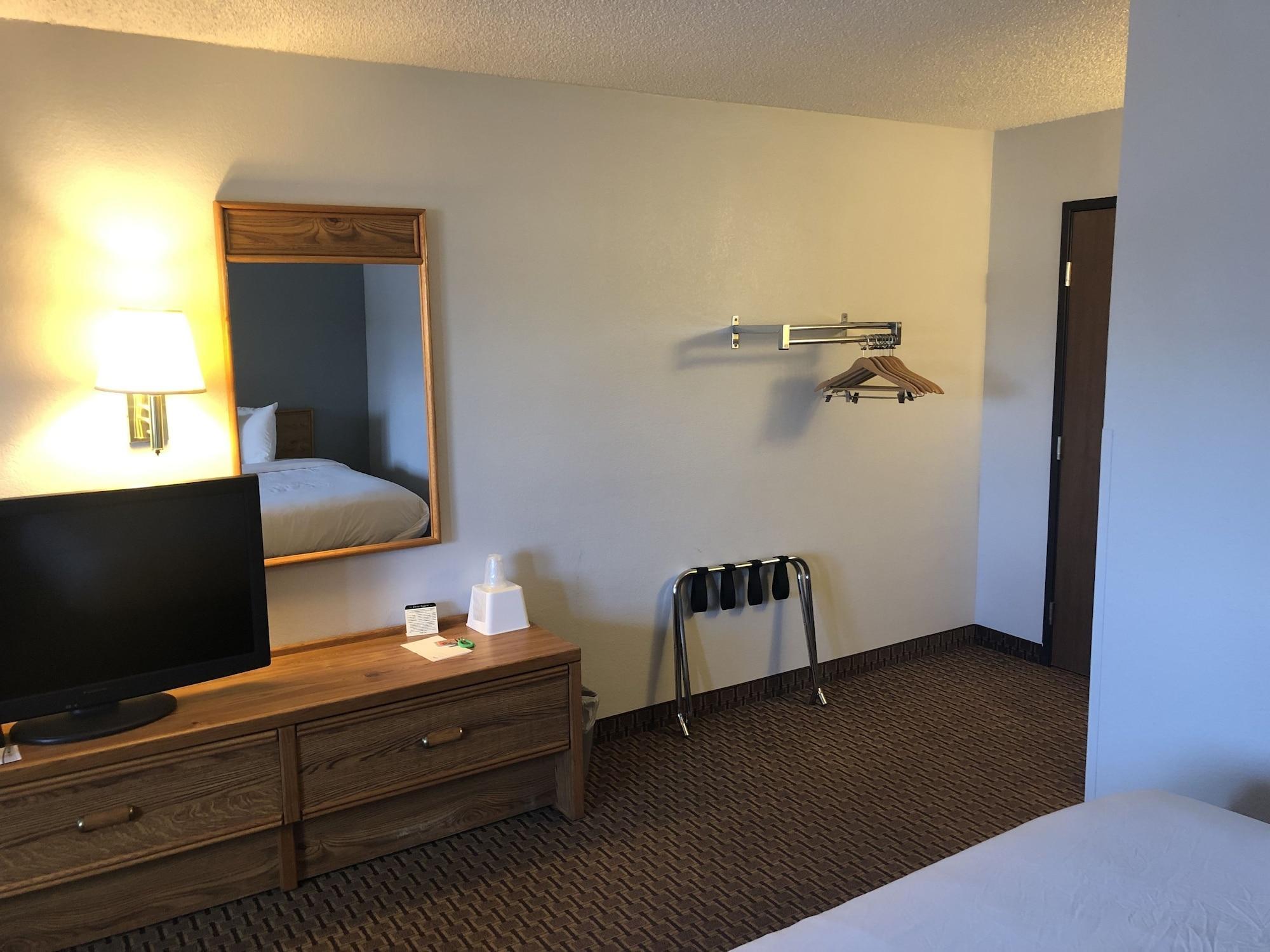 Oyo Hotel Glendive - Yellowstone River Ngoại thất bức ảnh