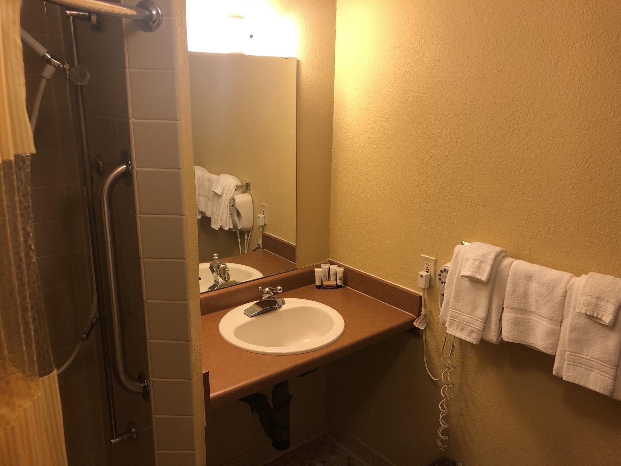 Oyo Hotel Glendive - Yellowstone River Ngoại thất bức ảnh