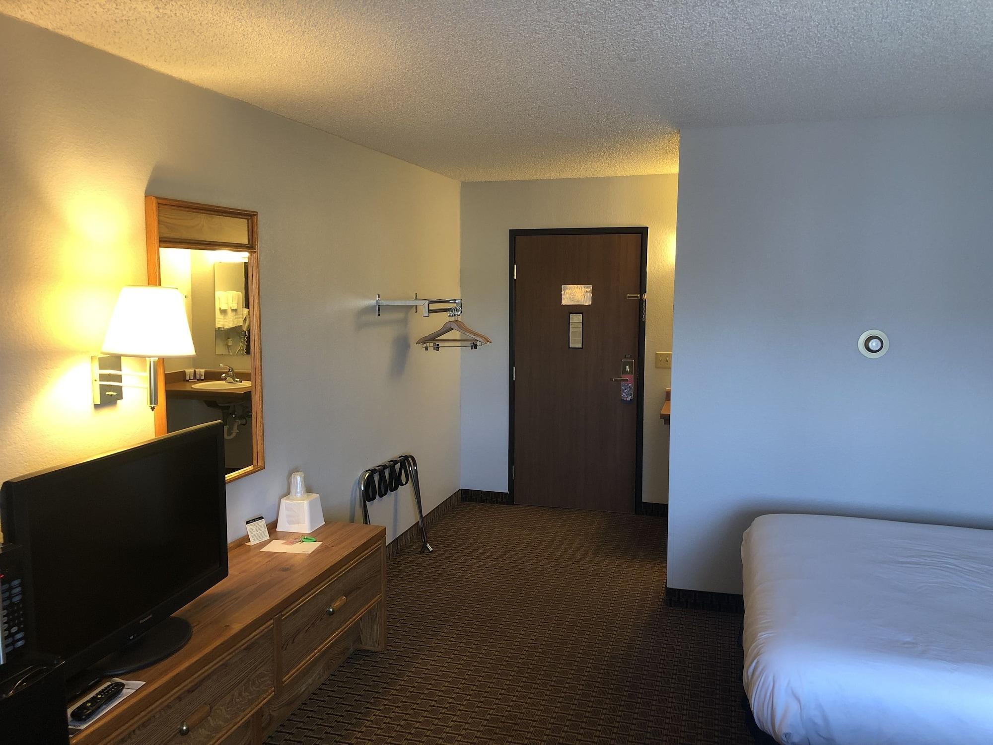 Oyo Hotel Glendive - Yellowstone River Ngoại thất bức ảnh
